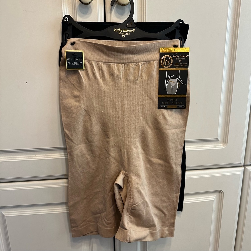 kathy ireland Nude/Black Thigh Shaper Shorts - 2 Pack